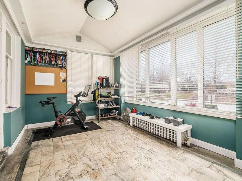 1349 E Broad Street, Columbus, OH 43205 Photo 31