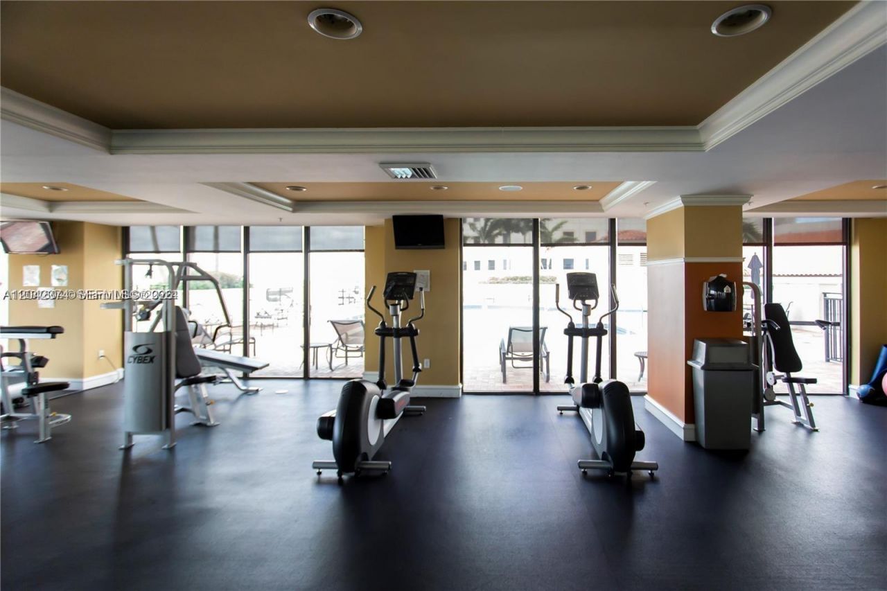 888 S Douglas Rd , Unit 1405, Coral Gables, FL 33134 Photo