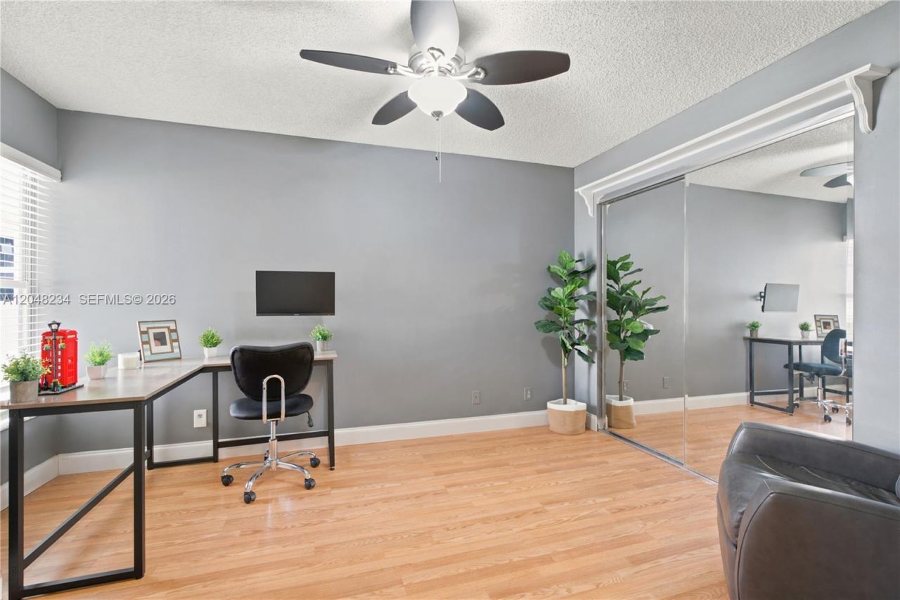 2810 NW 70th Ave , Margate, FL 33063 Photo