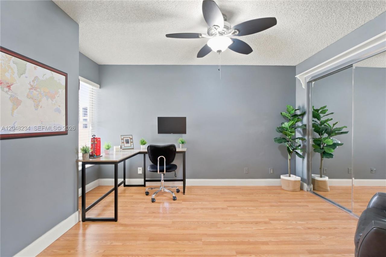 2810 NW 70th Ave , Margate, FL 33063 Photo