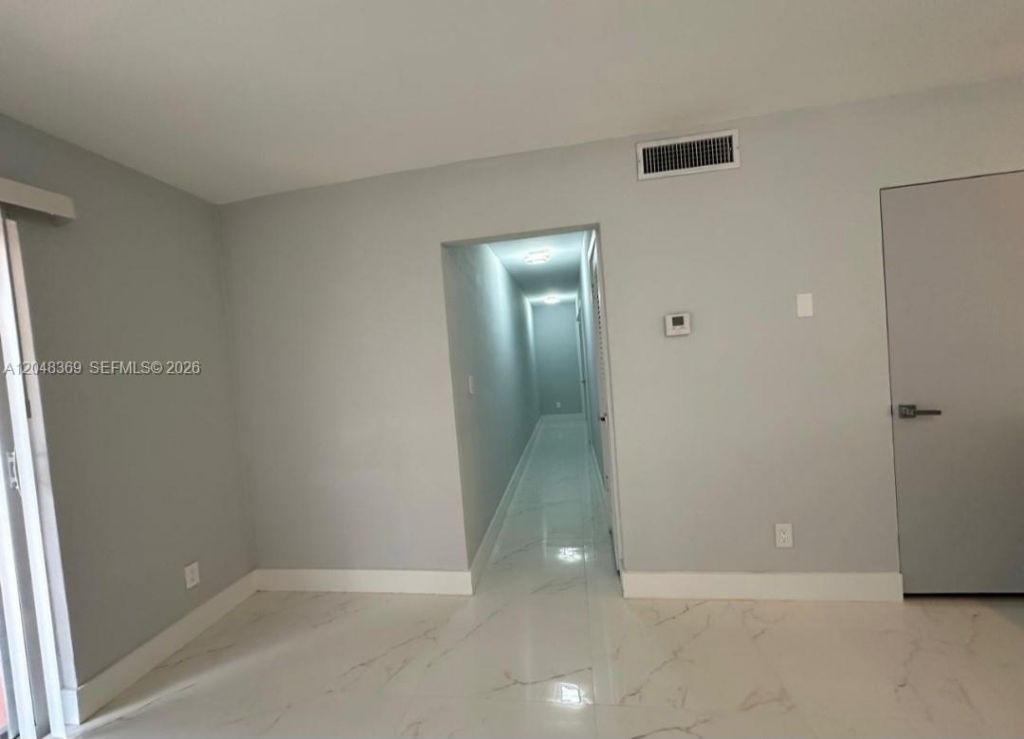 1722 Mayo St , Unit 207, Hollywood, FL 33020 Photo