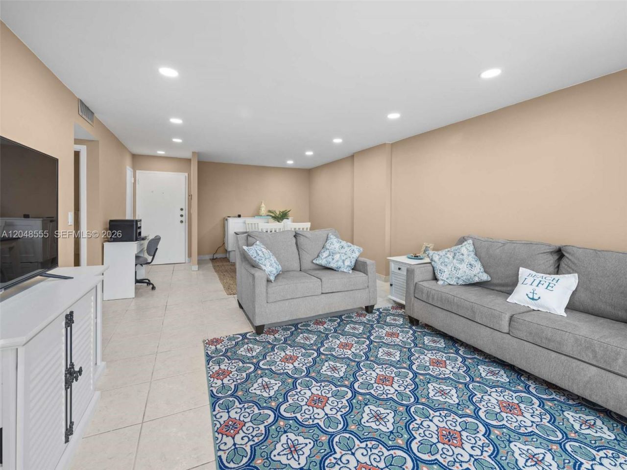322 SE Buchanan St , Unit 703, Hollywood, FL 33019 Photo
