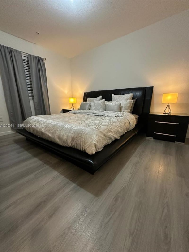 11601 NW 89th St , Unit 212, Doral, FL 33178 Photo