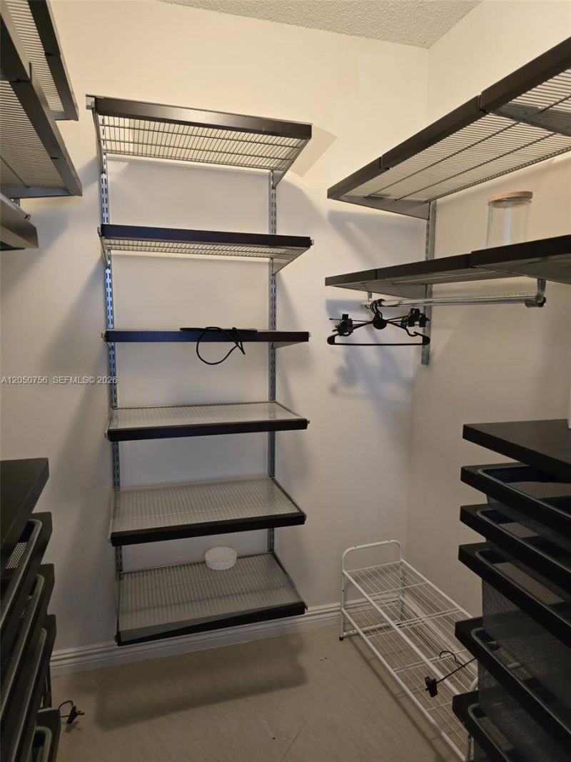 19999 E Country Club Dr , Unit 1407, Aventura, FL 33180 Photo