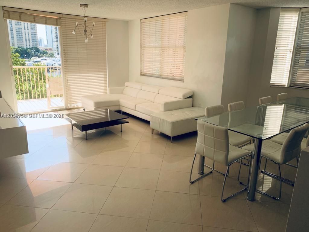 19999 E Country Club Dr , Unit 1407, Aventura, FL 33180 Photo