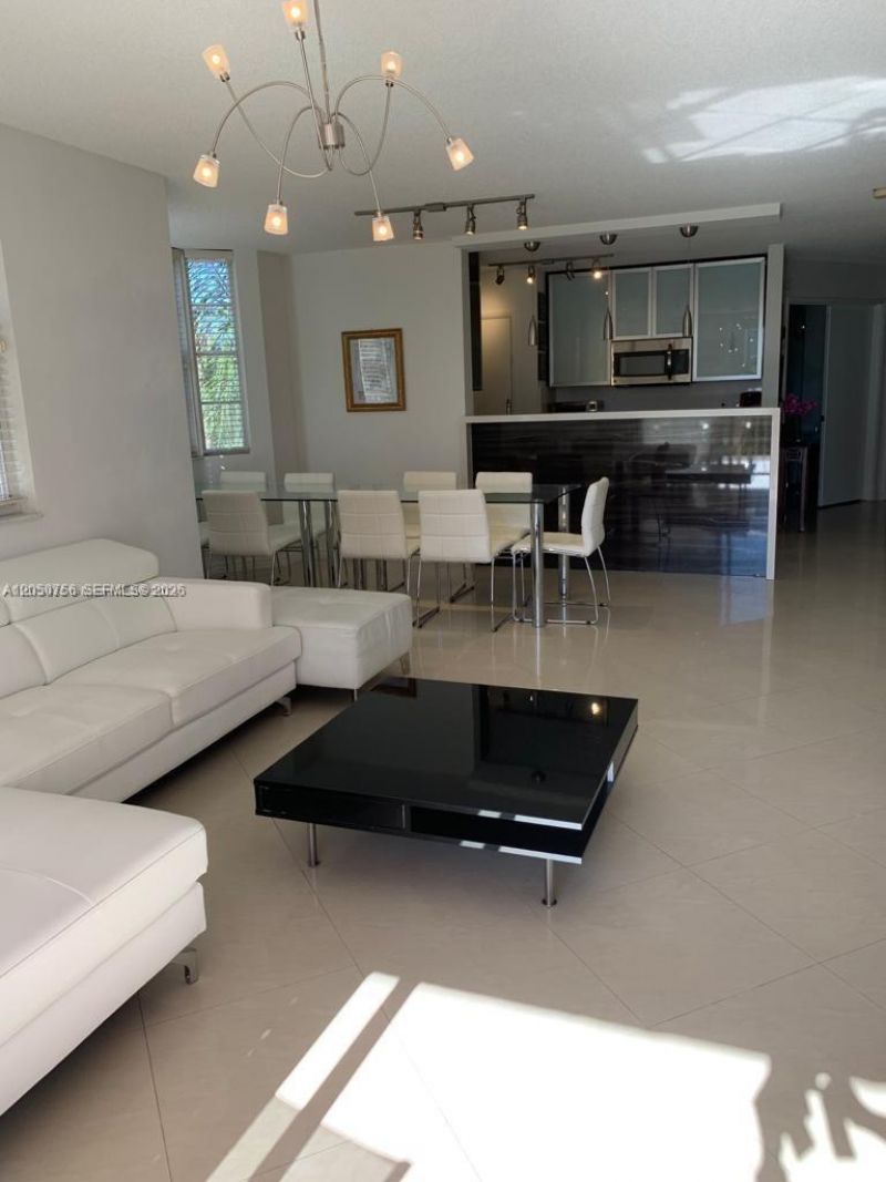 19999 E Country Club Dr , Unit 1407, Aventura, FL 33180 Photo