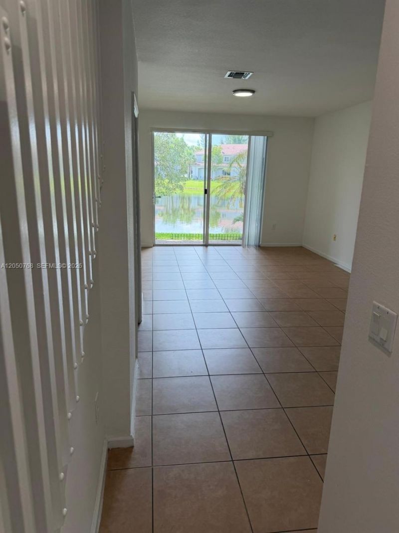 8250 SW 27th St , Unit 104, Miramar, FL 33025 Photo