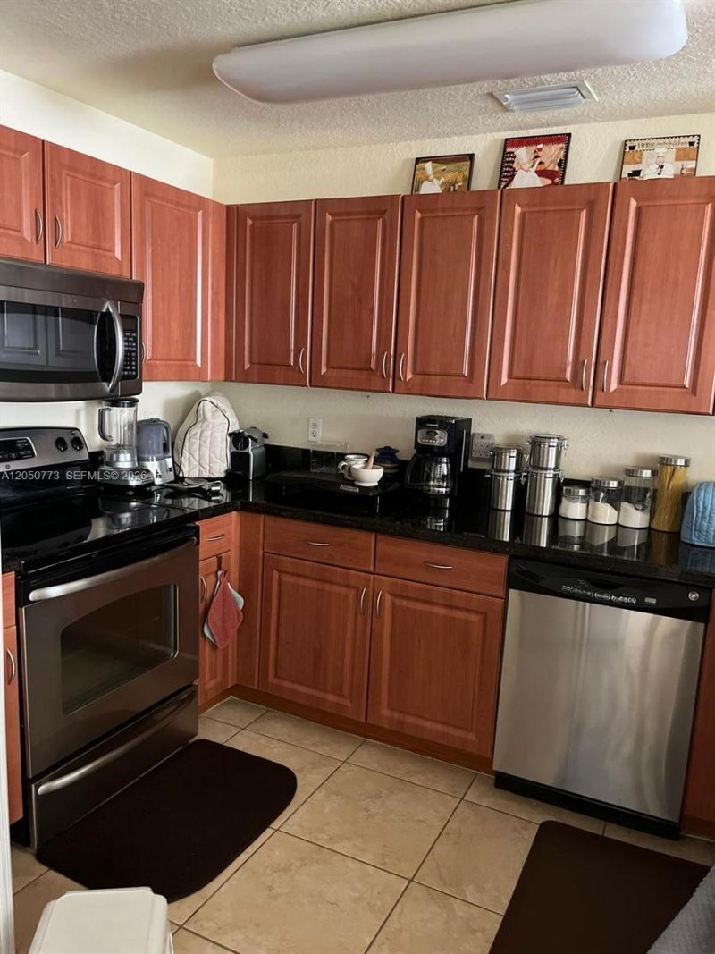 11401 NW 89th St , Unit 104, Doral, FL 33178 Photo