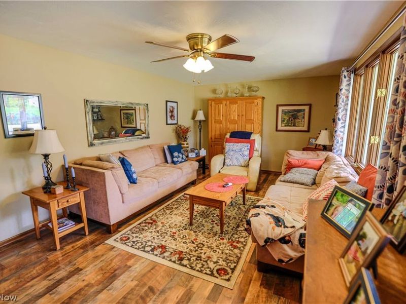 5244 Oakridge Drive, Louisville, OH 44641 Photo 18