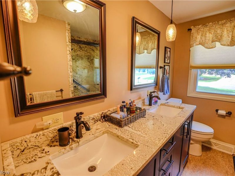 5244 Oakridge Drive, Louisville, OH 44641 Photo 22