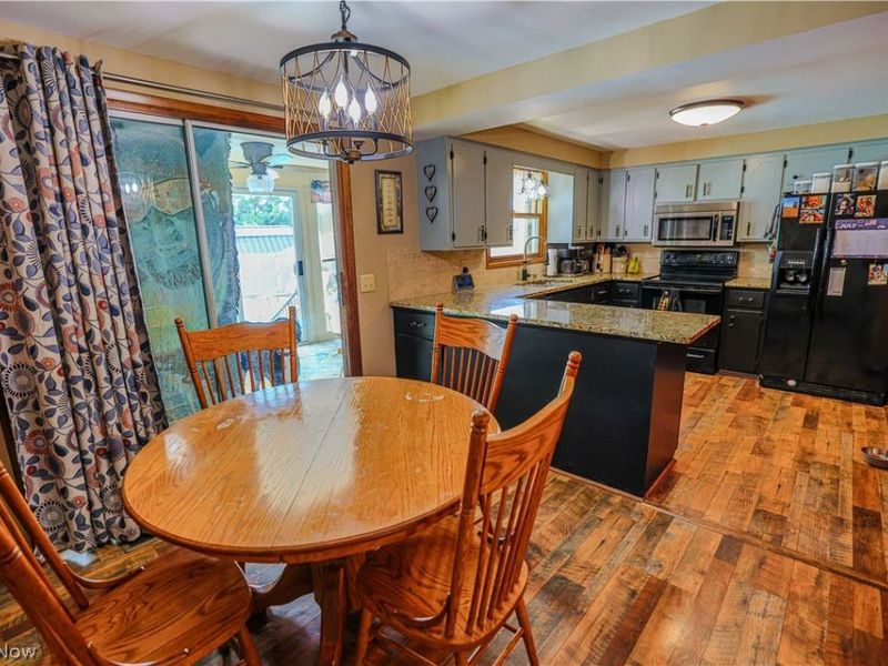 5244 Oakridge Drive, Louisville, OH 44641 Photo 34