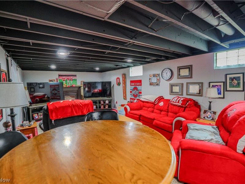 5244 Oakridge Drive, Louisville, OH 44641 Photo 39