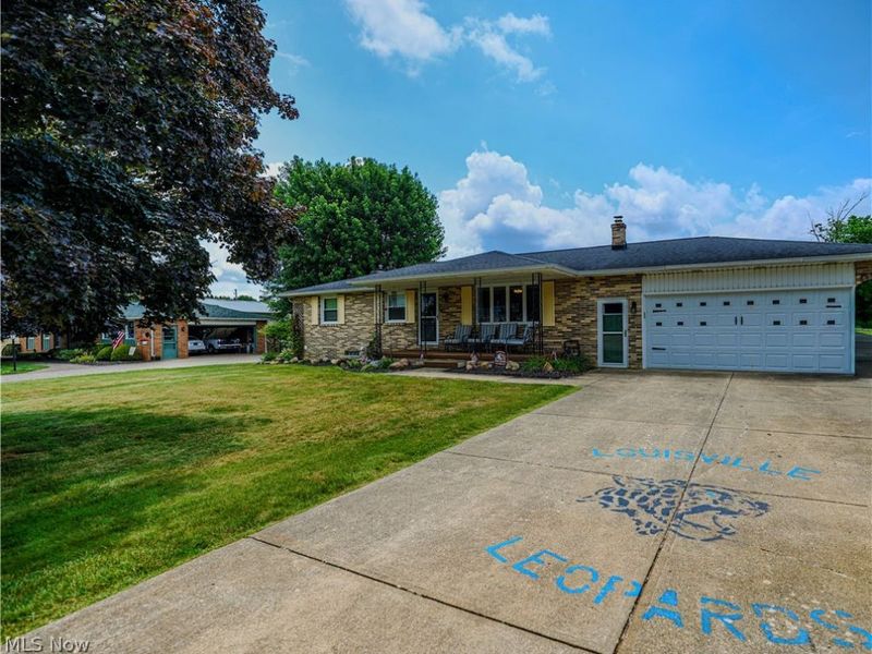 5244 Oakridge Drive, Louisville, OH 44641 Photo 8