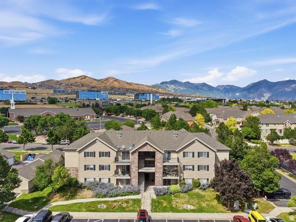 1530 W WESTBURY WAY N, Unit H, Lehi, UT 84043