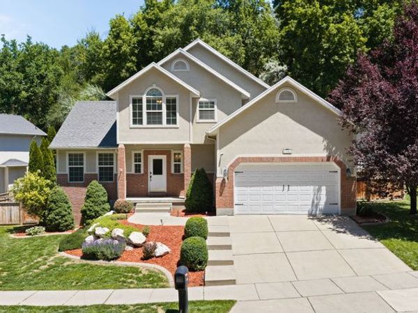 1542 N 2575 E, Layton, UT 84040