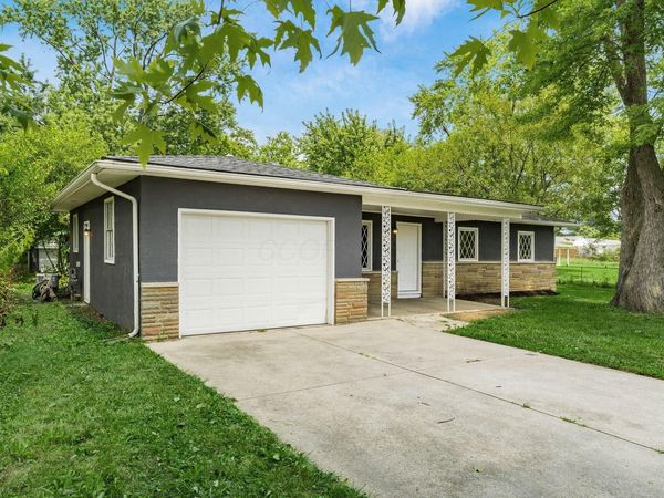 524 Cedarwood Road , Columbus, OH 43207
