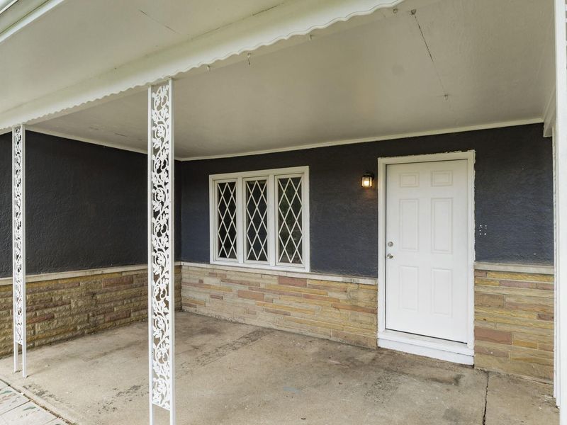 524 Cedarwood Road, Columbus, OH 43207 Photo 4