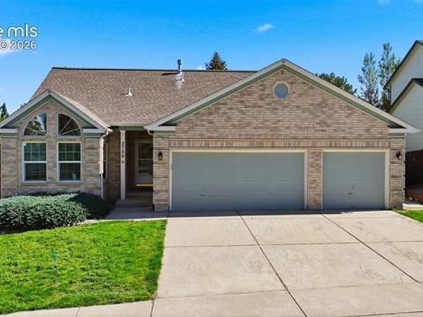 2750 Helmsdale Drive, Colorado Springs, CO 80920