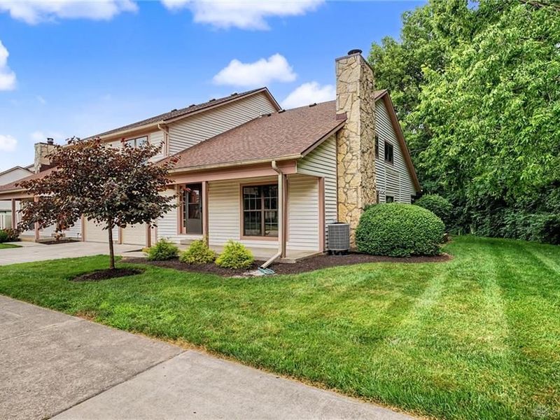 1390 Sanzon Drive, Fairborn, OH 45324 Photo 3