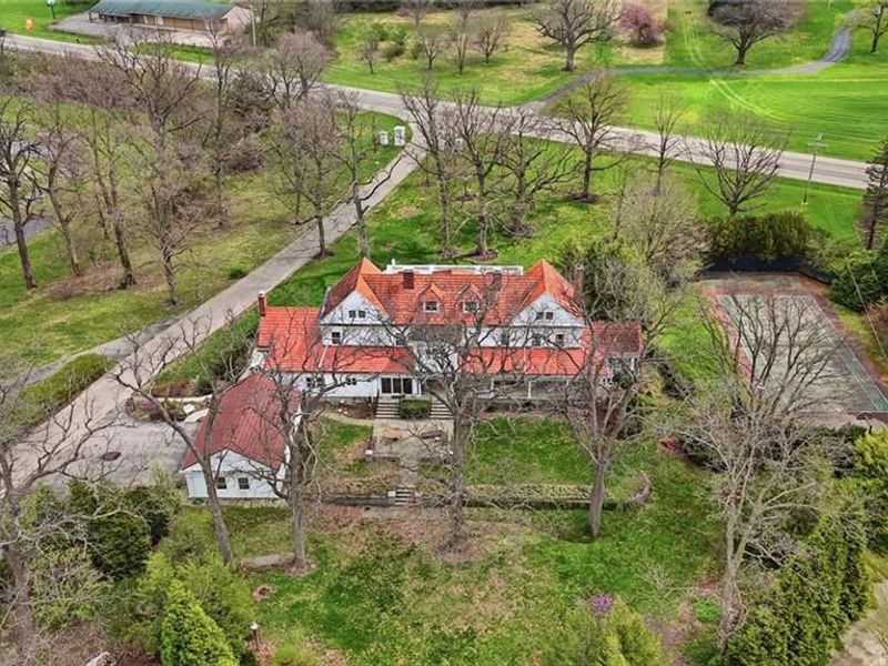 407 N Dayton Lakeview Road, Bethel Township, OH 45344 Photo 3