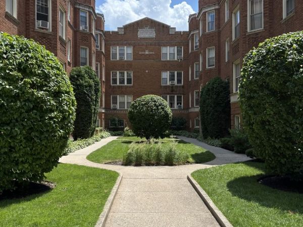 607 Washington Boulevard , Unit 3N, Oak Park, IL 60302