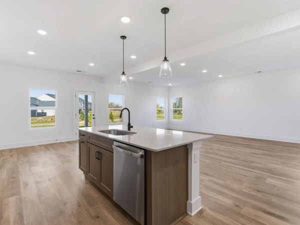 929 Watercourse Ct , Nashville, TN 37214
