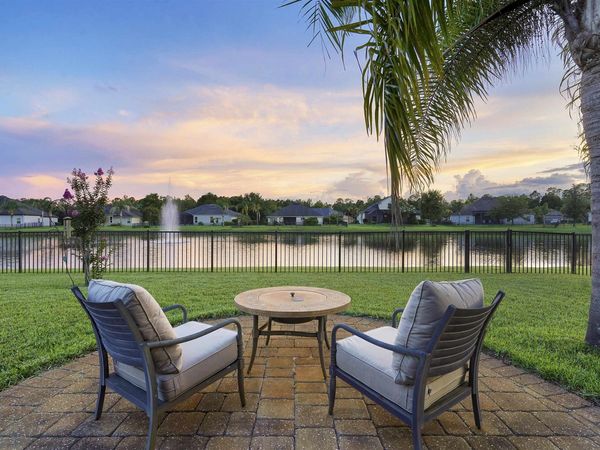 233 Parkwood Cir, St Augustine, FL 32086