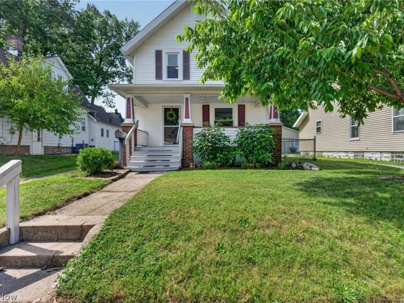 415 Ashland Avenue, Cuyahoga Falls, OH 44221 Photo 1