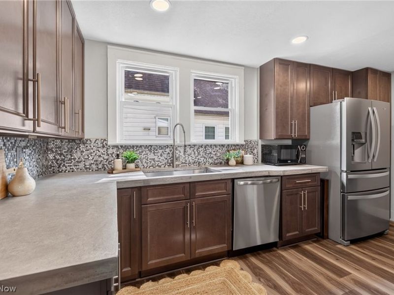 415 Ashland Avenue, Cuyahoga Falls, OH 44221 Photo 10