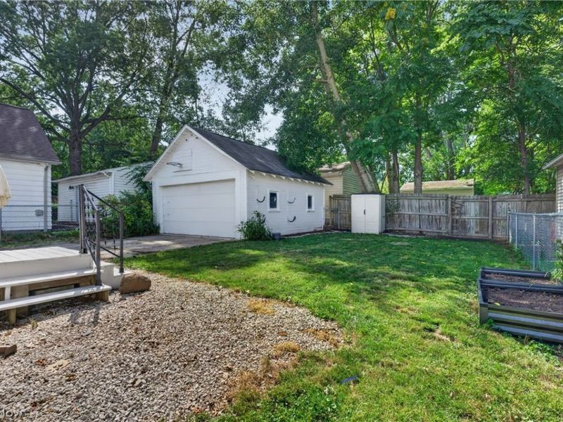 415 Ashland Avenue, Cuyahoga Falls, OH 44221 Photo 32