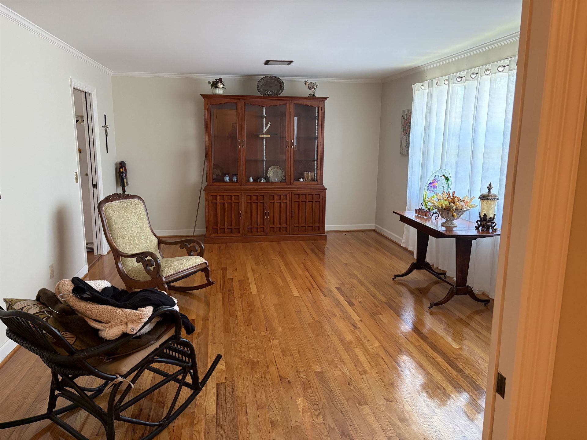 322 Johnson Dr.  Photo 8