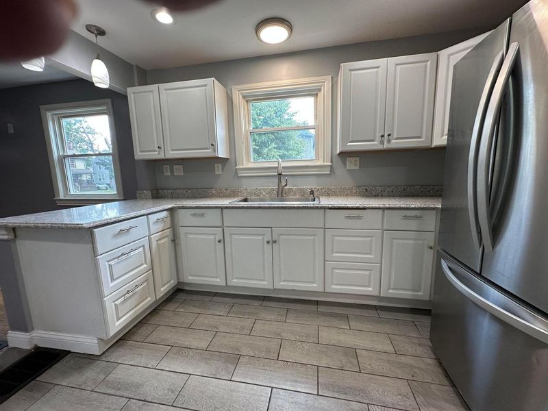 2515 PARKWOOD Avenue, Columbus, OH 43211 Photo 13