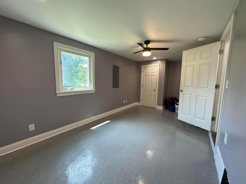 2515 PARKWOOD Avenue, Columbus, OH 43211 Photo 29