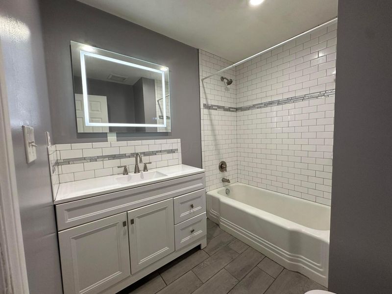 2515 PARKWOOD Avenue, Columbus, OH 43211 Photo 30