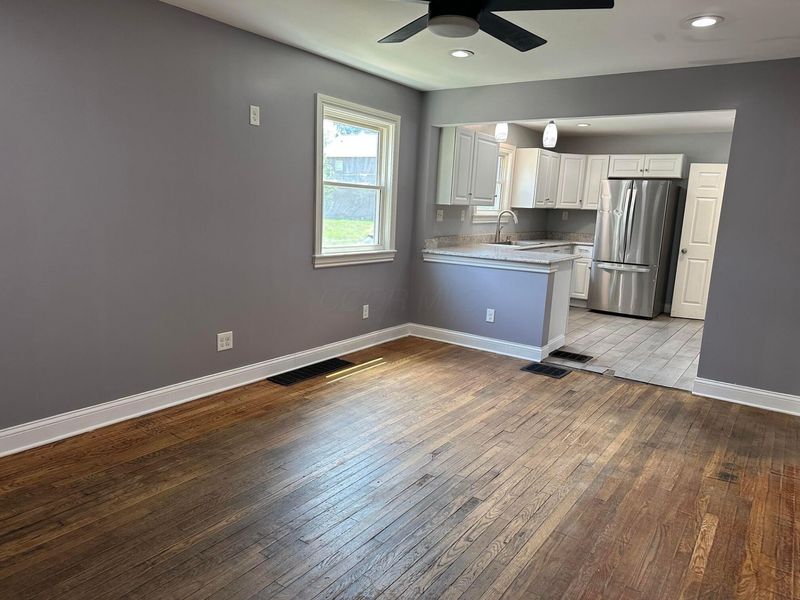 2515 PARKWOOD Avenue, Columbus, OH 43211 Photo 6