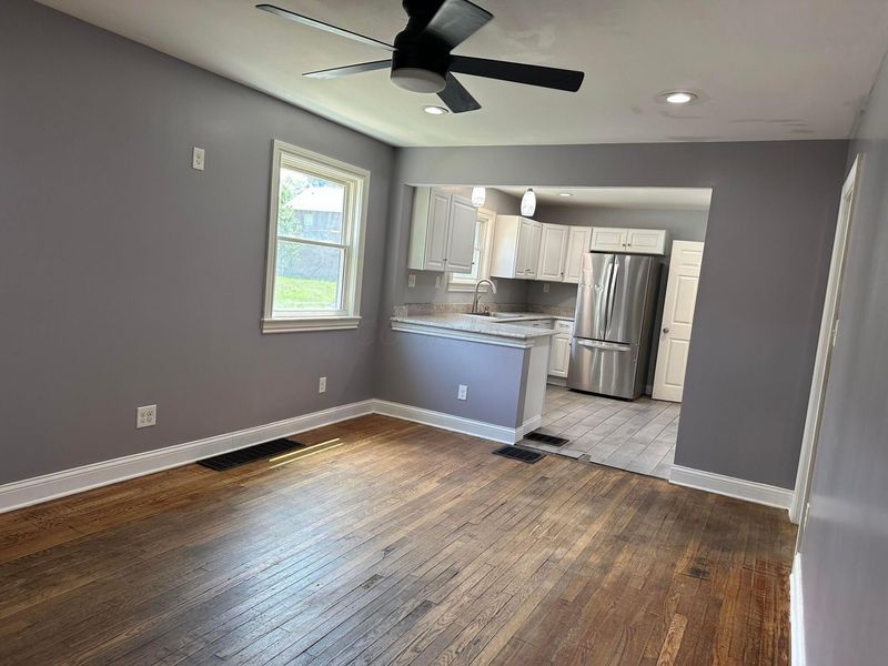 2515 PARKWOOD Avenue, Columbus, OH 43211 Photo 7