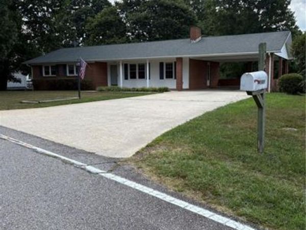 756 Welcome Home Ch Road , North Wilkesboro, NC 28659