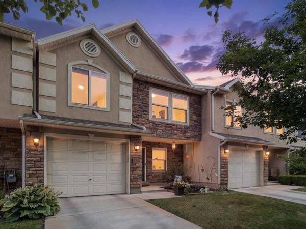 538 W LOCHLEVAN LN S, Murray, UT 84123