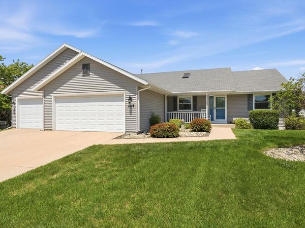 1532 Montclair PLACE, Fort Atkinson, WI 53538