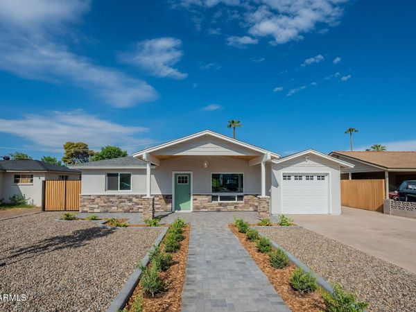 2814 N 51ST Street, Phoenix, AZ 85008