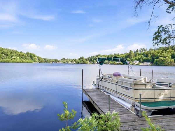 35 Cove Street, Goffstown, NH 03045