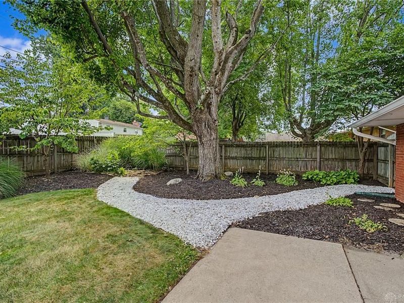 2716 Ridgeville Court, Kettering, OH 45440 Photo 32