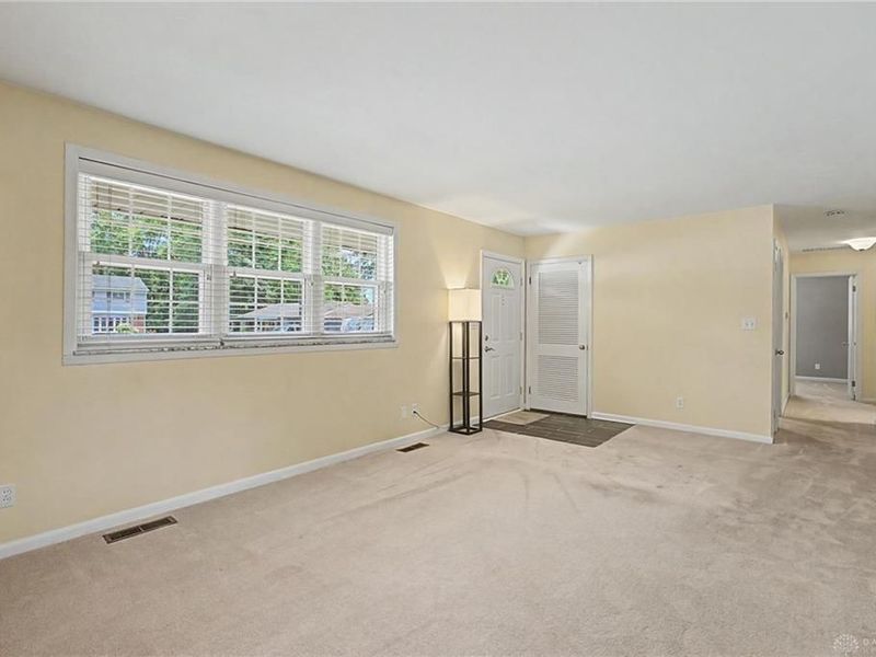 2716 Ridgeville Court, Kettering, OH 45440 Photo 7