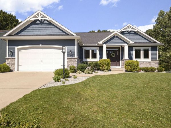 53667 Terre Verde Hills Court, South Bend, IN 46628