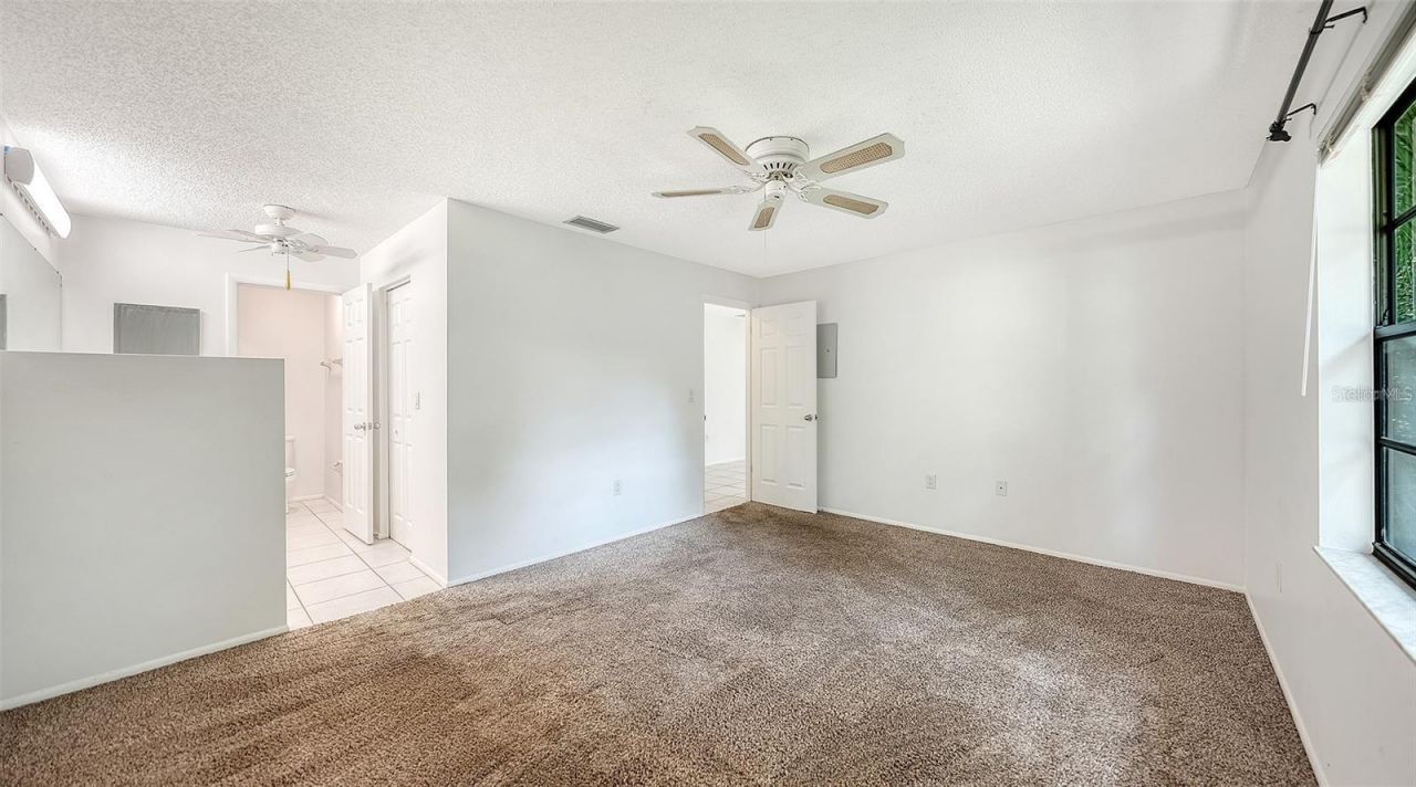 5010 Barrington Circle , Unit 2001, Sarasota, FL 34234 Photo