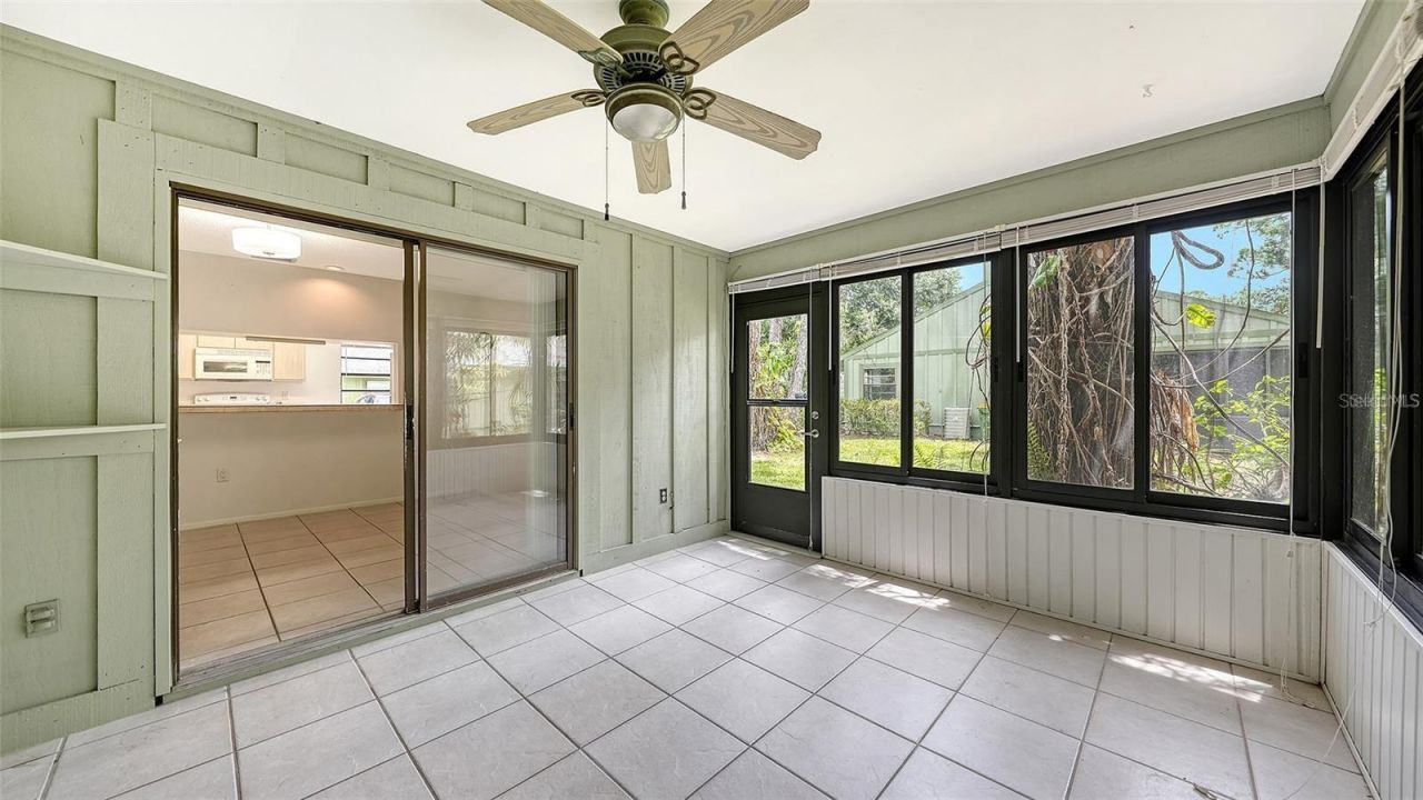 5010 Barrington Circle , Unit 2001, Sarasota, FL 34234 Photo