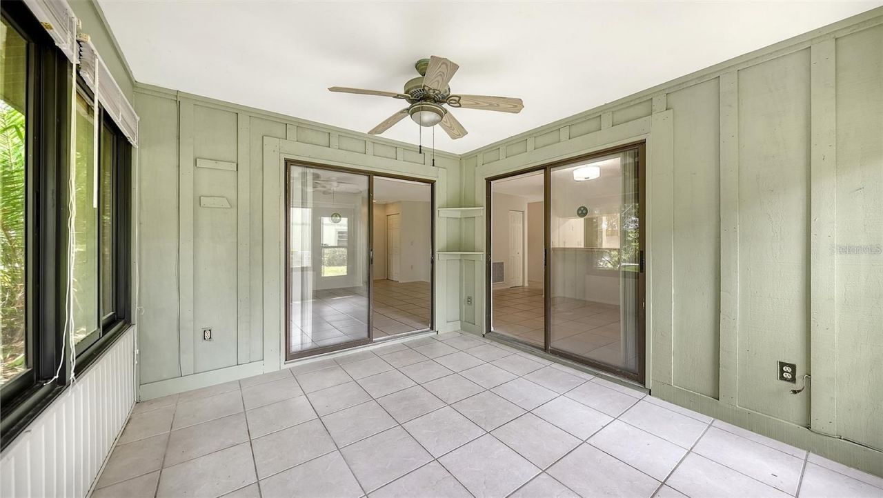 5010 Barrington Circle , Unit 2001, Sarasota, FL 34234 Photo