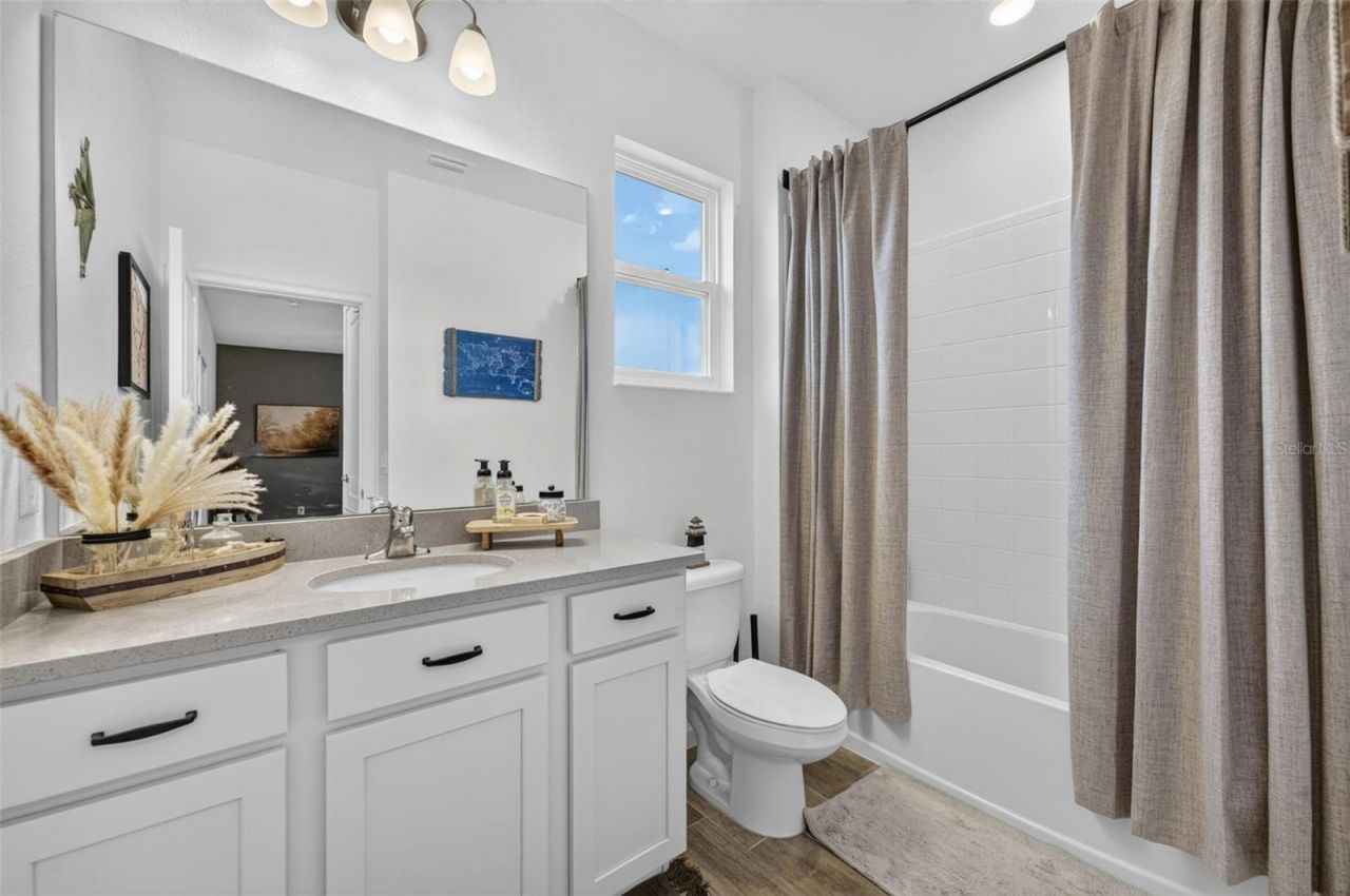 2340 Sirena Lane , Mount Dora, FL 32757 Photo