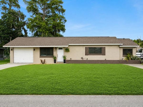31834 BLANTON LANE , TAVARES, FL 32778