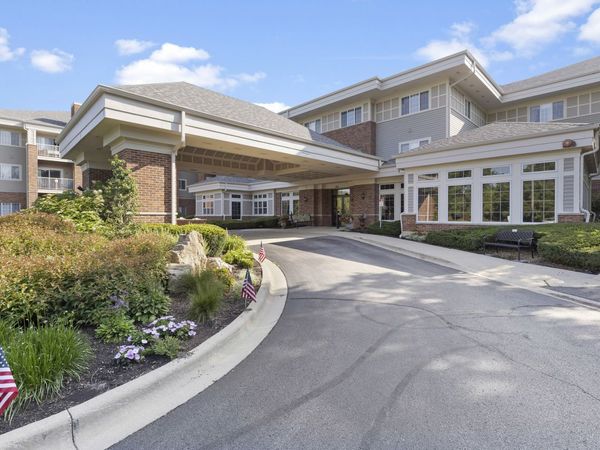 801 N McLean Boulevard , Unit 124, Elgin, IL 60123